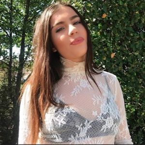 Meet your Posher, Eva